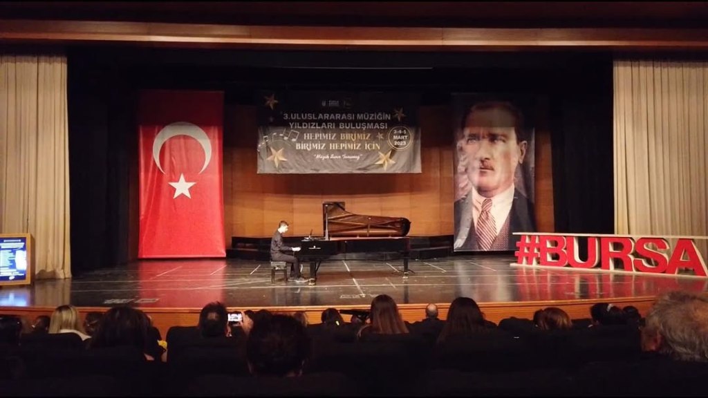 Egemen DUT En İyi 5 Öğrenci’den 1’i!